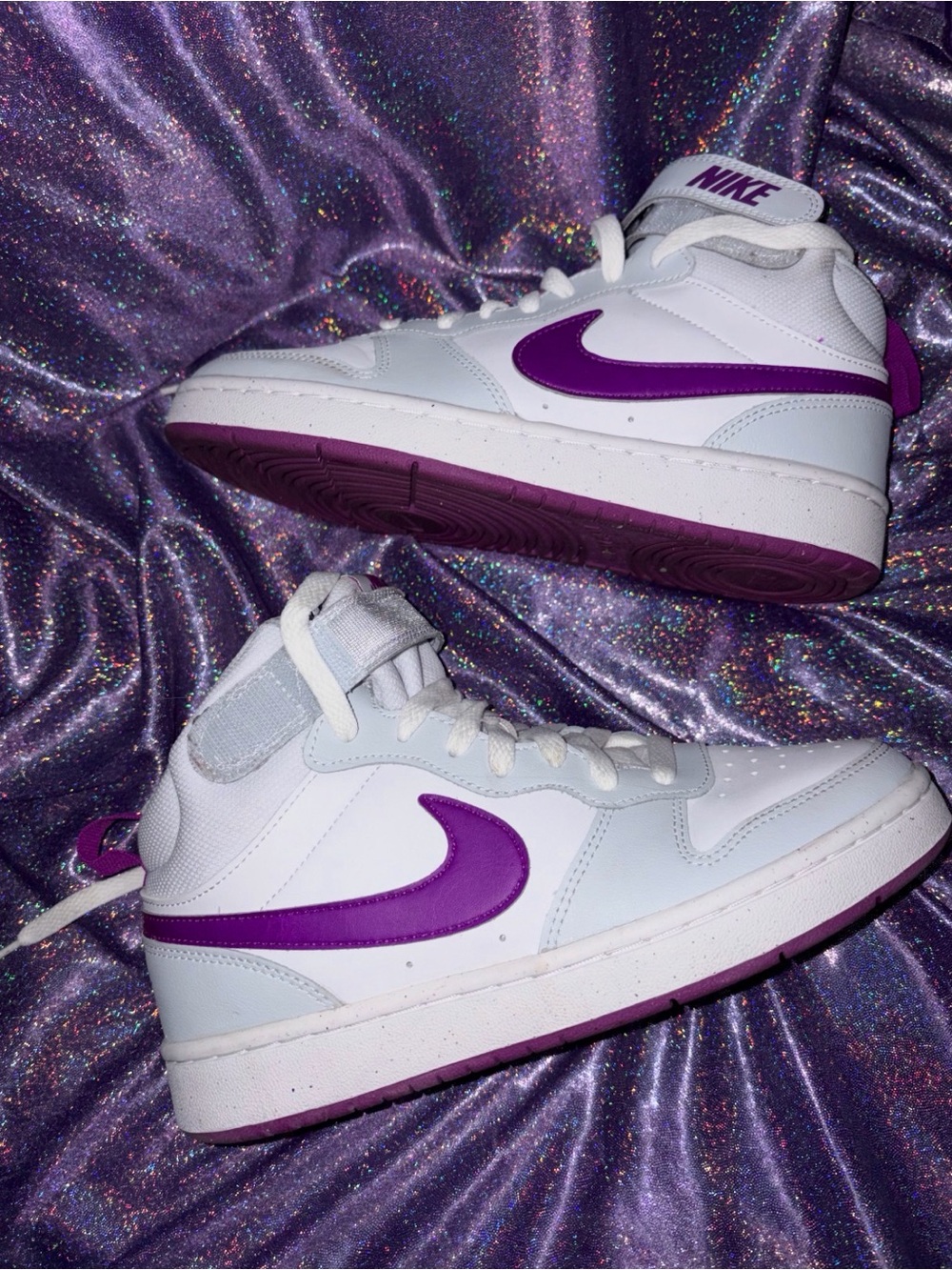 Big kids Nike Court Borough Mid